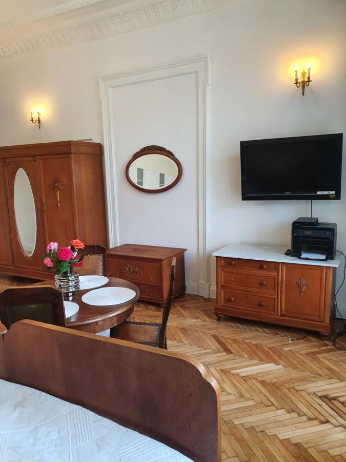 Prestige Aparthotel Piotrkowska 82 - Wyjatkowy Widok Na Deptak Лодзь Экстерьер фото