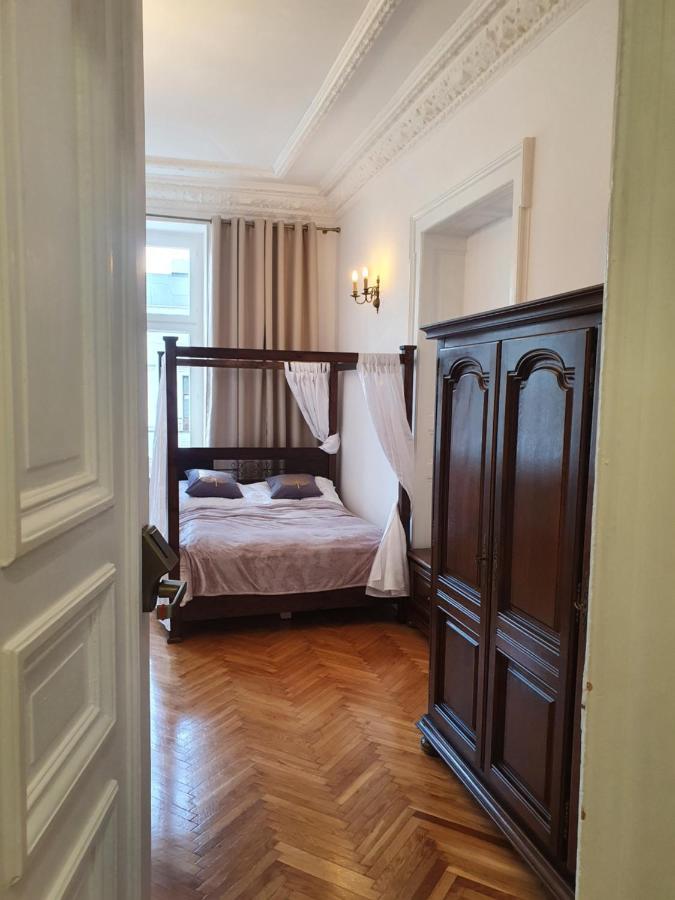 Prestige Aparthotel Piotrkowska 82 - Wyjatkowy Widok Na Deptak Лодзь Экстерьер фото